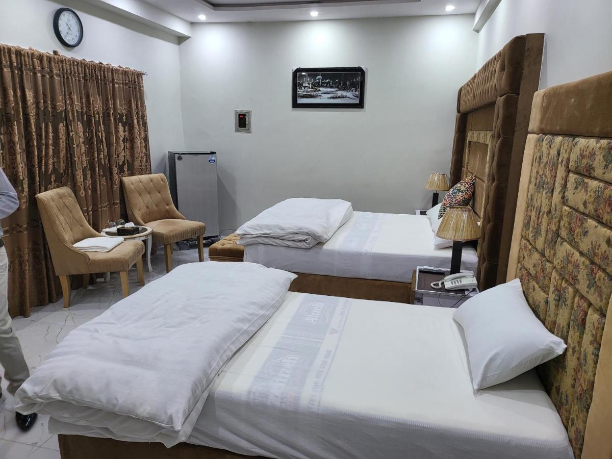 Relax Inn Lahaur Zewnętrze zdjęcie